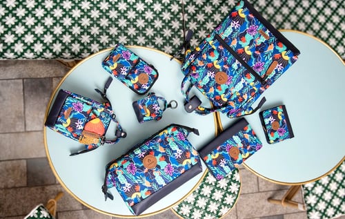 Une collection exclusive en boutique uniquement - Cabaia