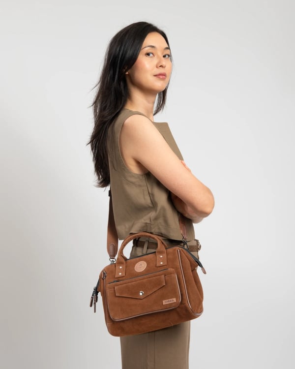 Crossbody Adventurer Medium Winnipeg